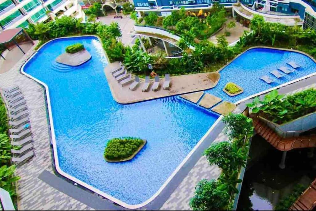 Apartment In Air Residences, Makati With Wifi, Netflix, Pool, Mall And More Manila Exteriör bild